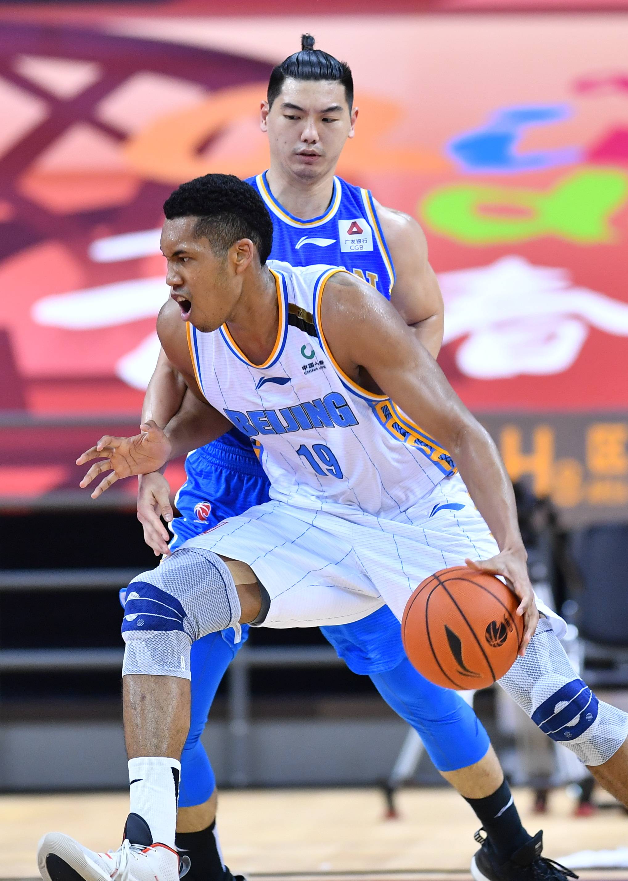 际赛事上击 际赛事上击