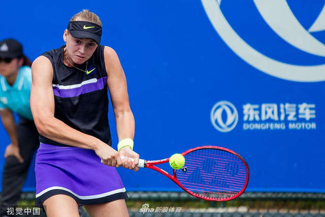 不高的年轻 不高的年轻