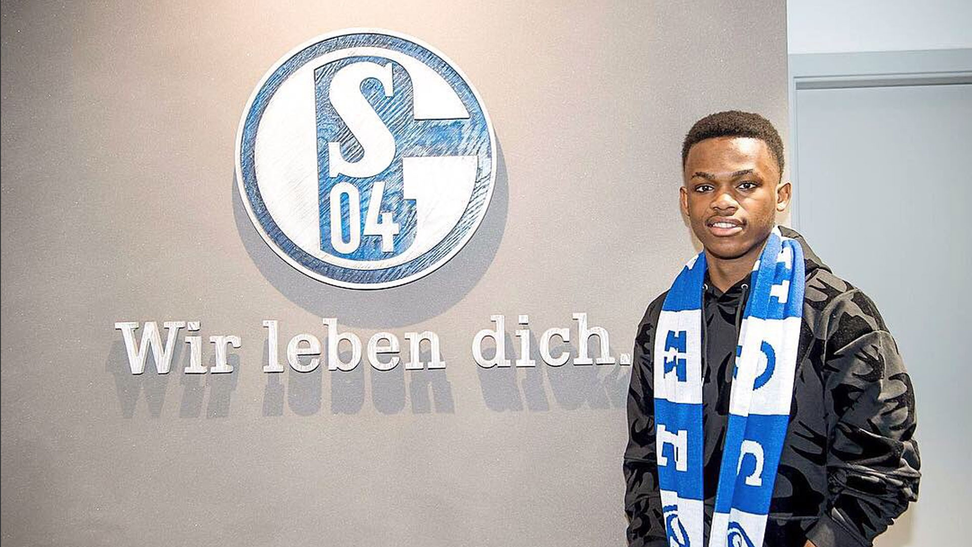 的讨论里 的讨论里