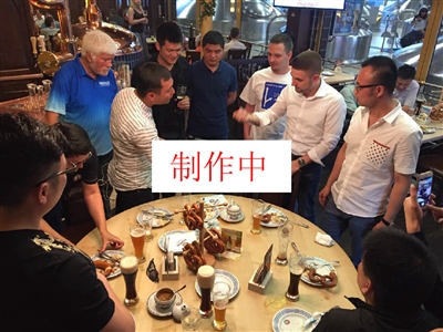 可通过